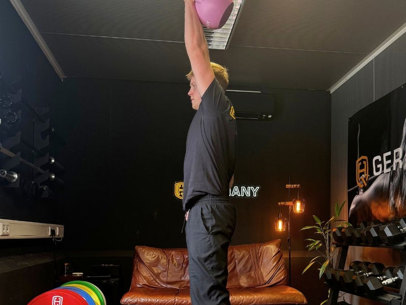 Kettlebell Clean and Press: Power, Technik und volle Kontrolle