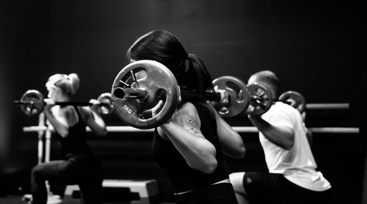 Kein Pump ohne Grundübungen: Krafttraining für noch mehr Power
